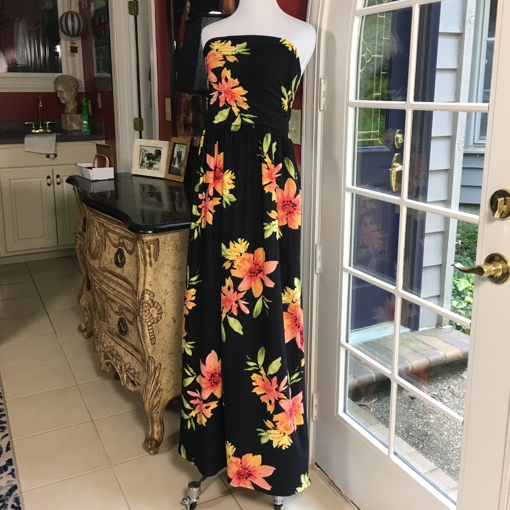DONATED!  Strapless Maternity Maxi Dress Floral Medium NWOT! - Picture 4 of 7